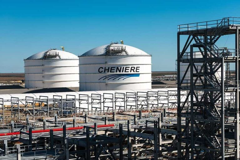 Cheniere and PetroChina Sign Long-Term LNG Sale and Purchase Agreement