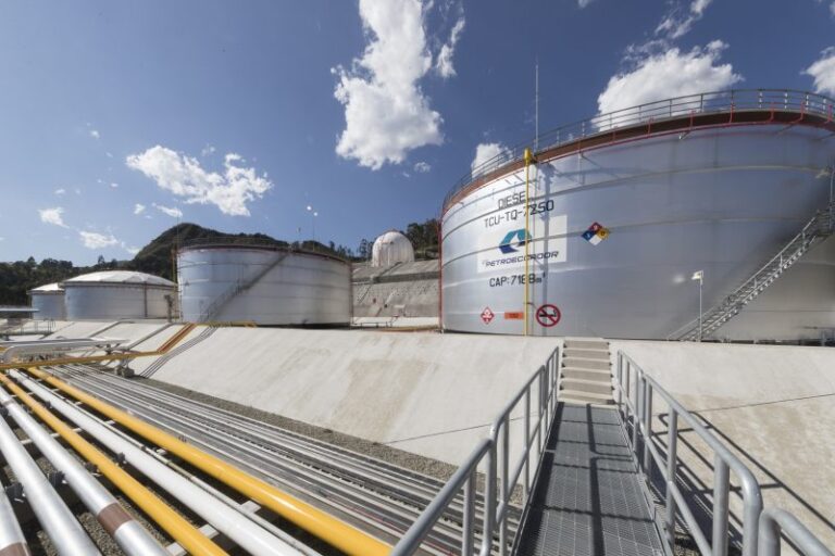 PetroEcuador Delays May-June Fuel Imports