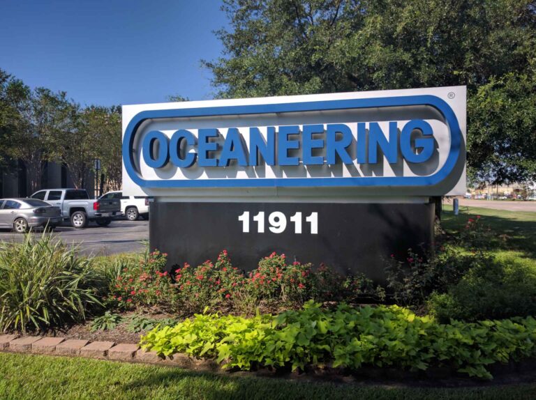 Oceaneering Says Collins To Succeed Huff As Chairman