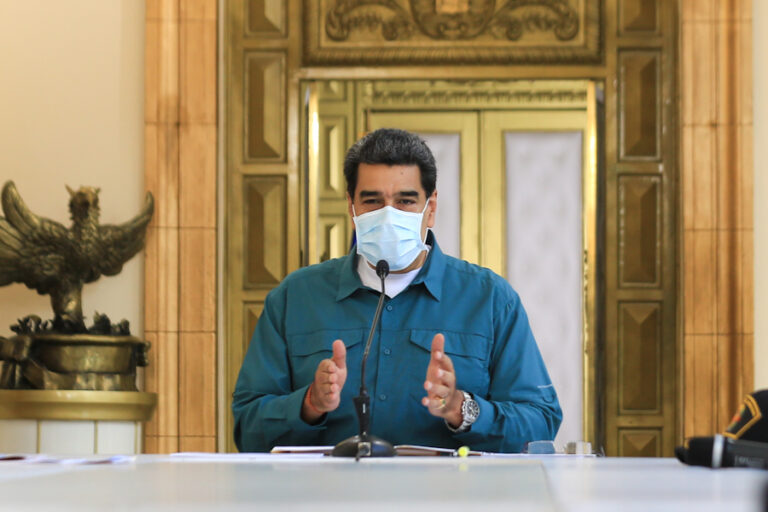 Maduro’s Eyes Buying Vaccines With Oil