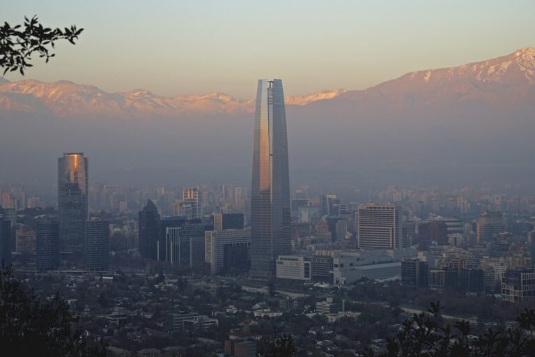 NRGBriefs: Chile Eyes Reducing CO2 Emissions by 35% by 2030