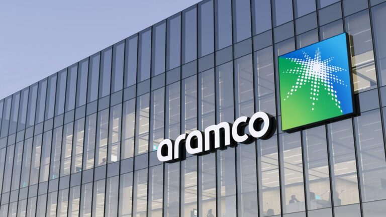 Aramco Enters LNG Business by Buying Interest in MidOcean Energy